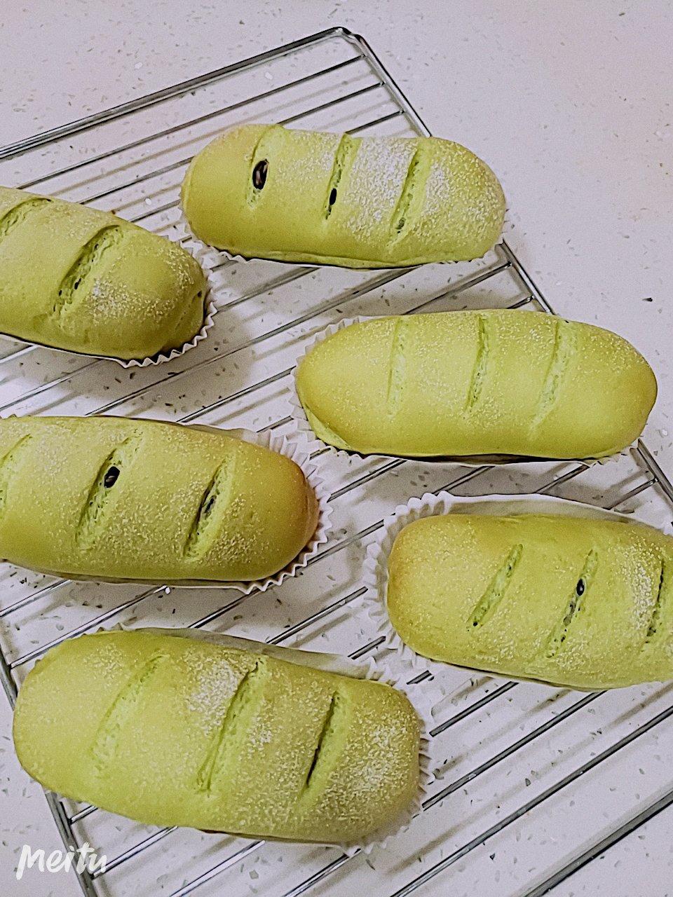 抹茶蜜豆面包