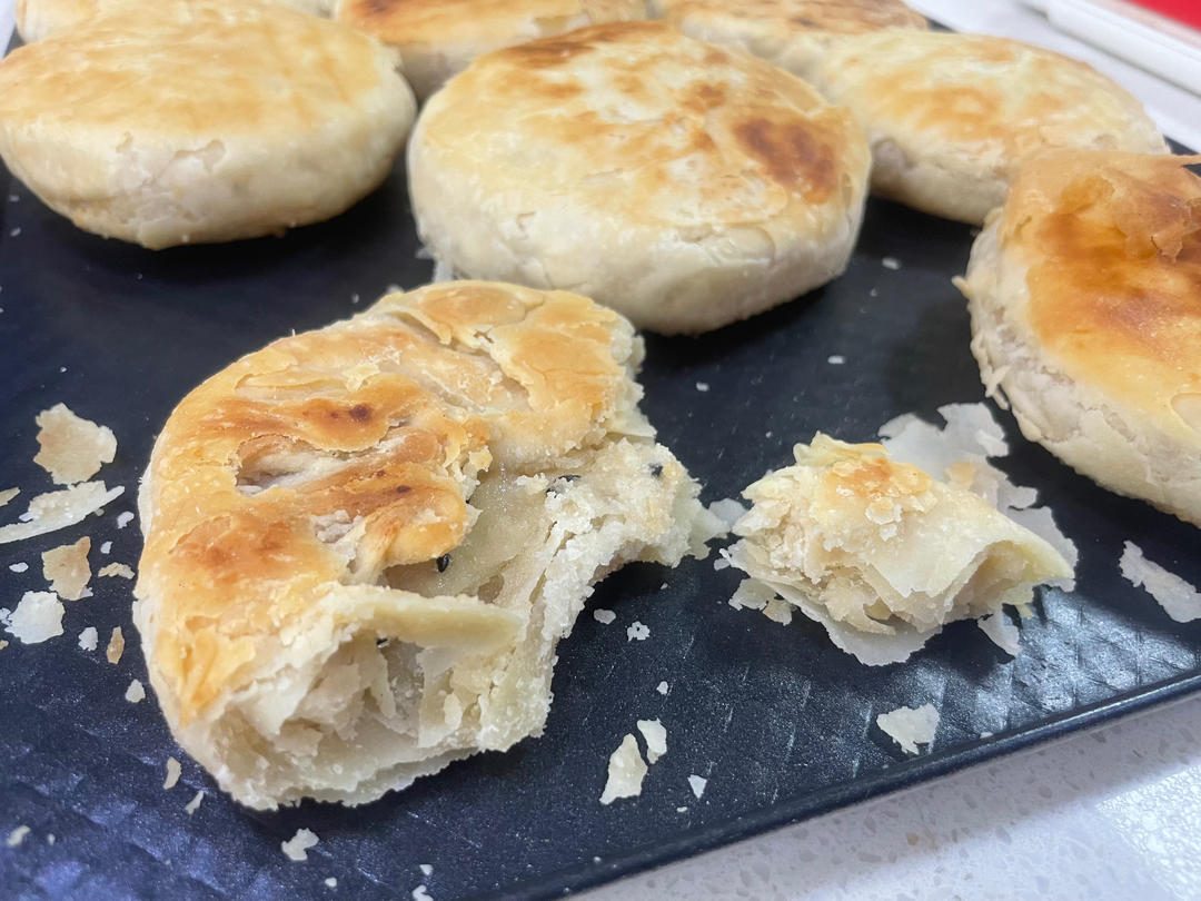 半发面空心糖酥饼