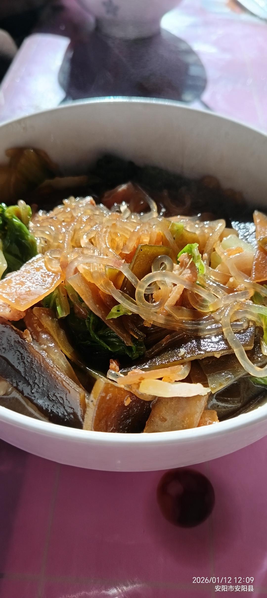 大米炒菜猪肉炖粉条绿叶海带节