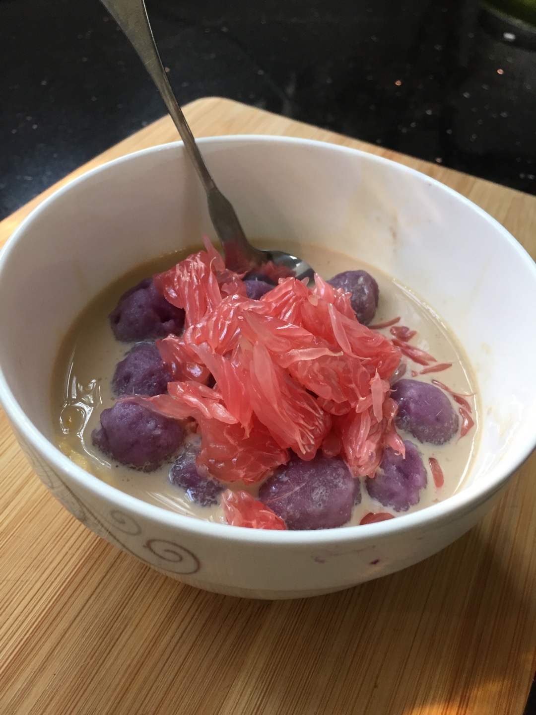牛奶糯米紫薯圆子蜜柚攻的做法 步骤3
