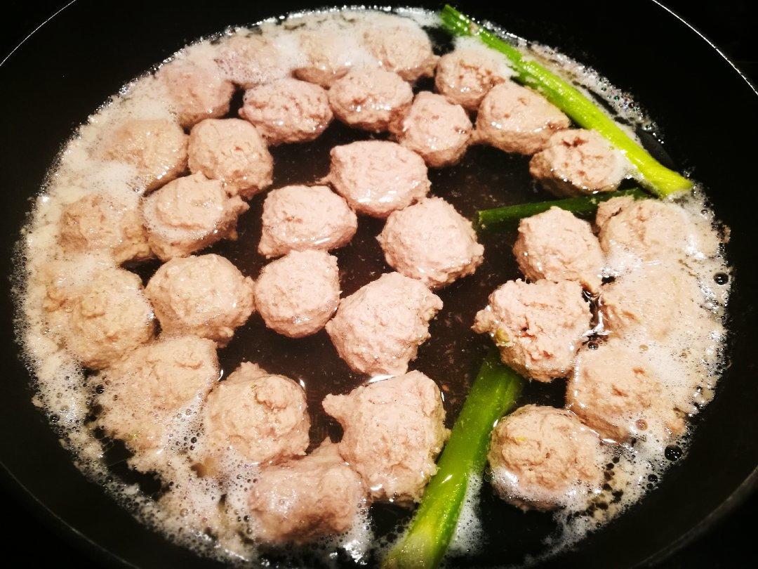 最简单的潮汕牛肉丸子汤
