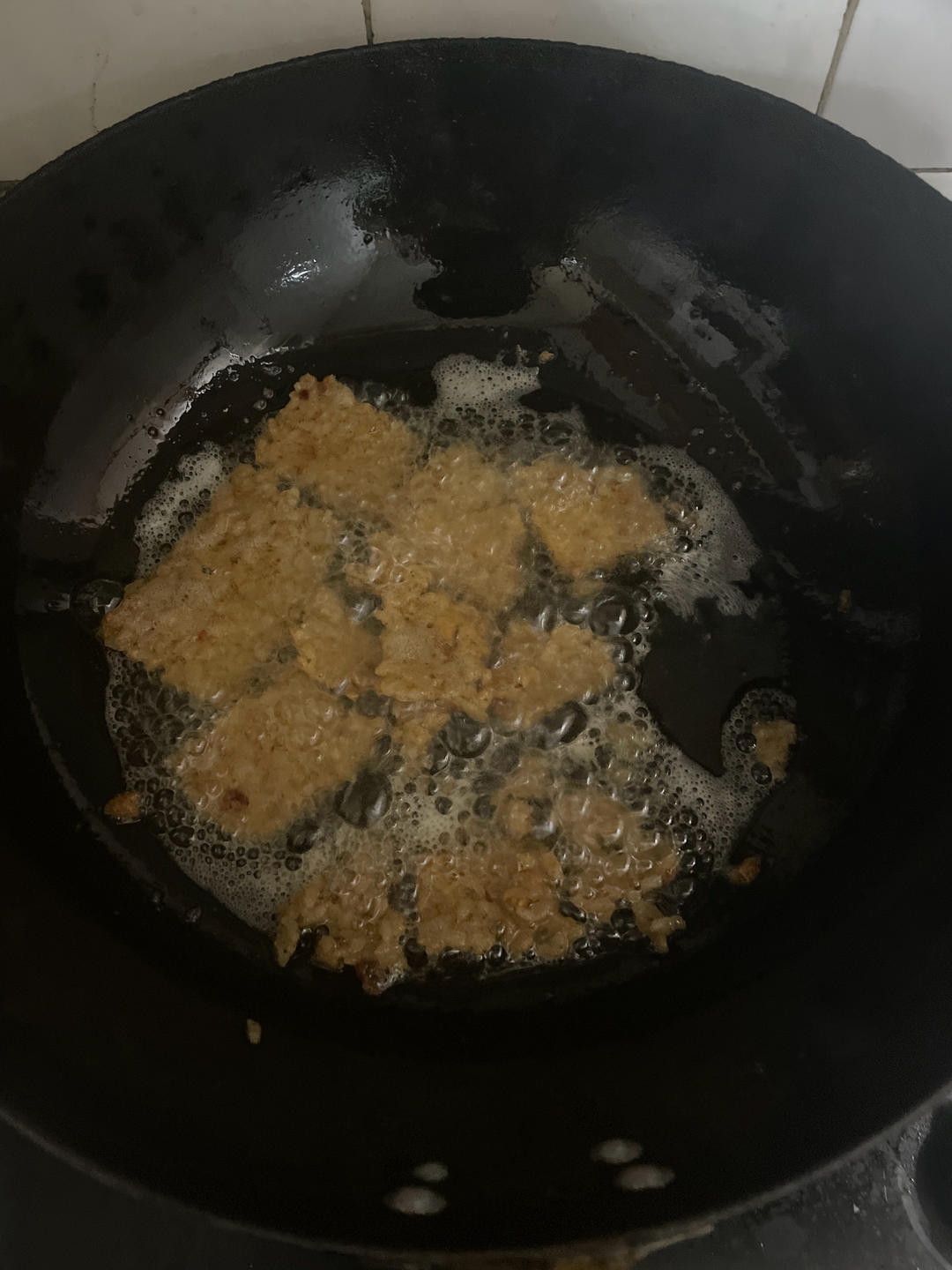 教你三步学会大米锅巴，灵魂是昨天剩下的大米饭