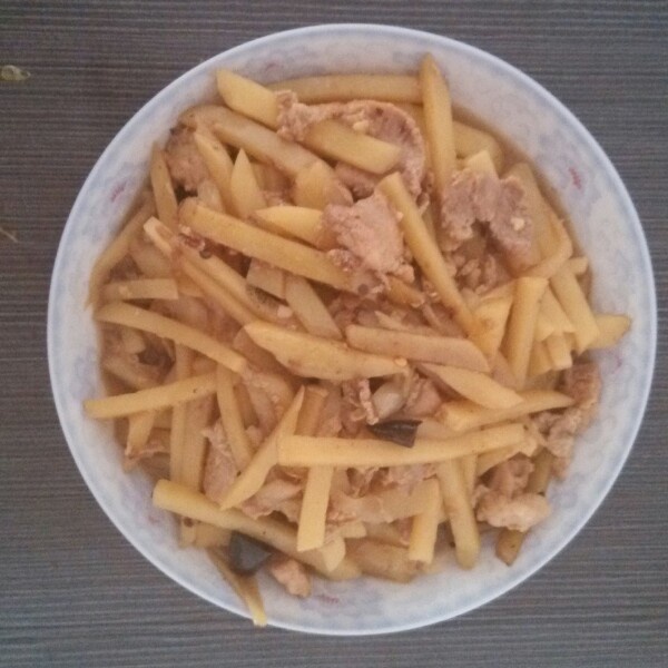 土豆炒肉丝