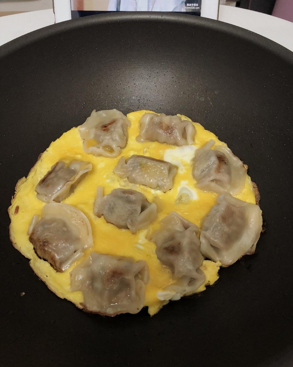 鸡蛋煎饺