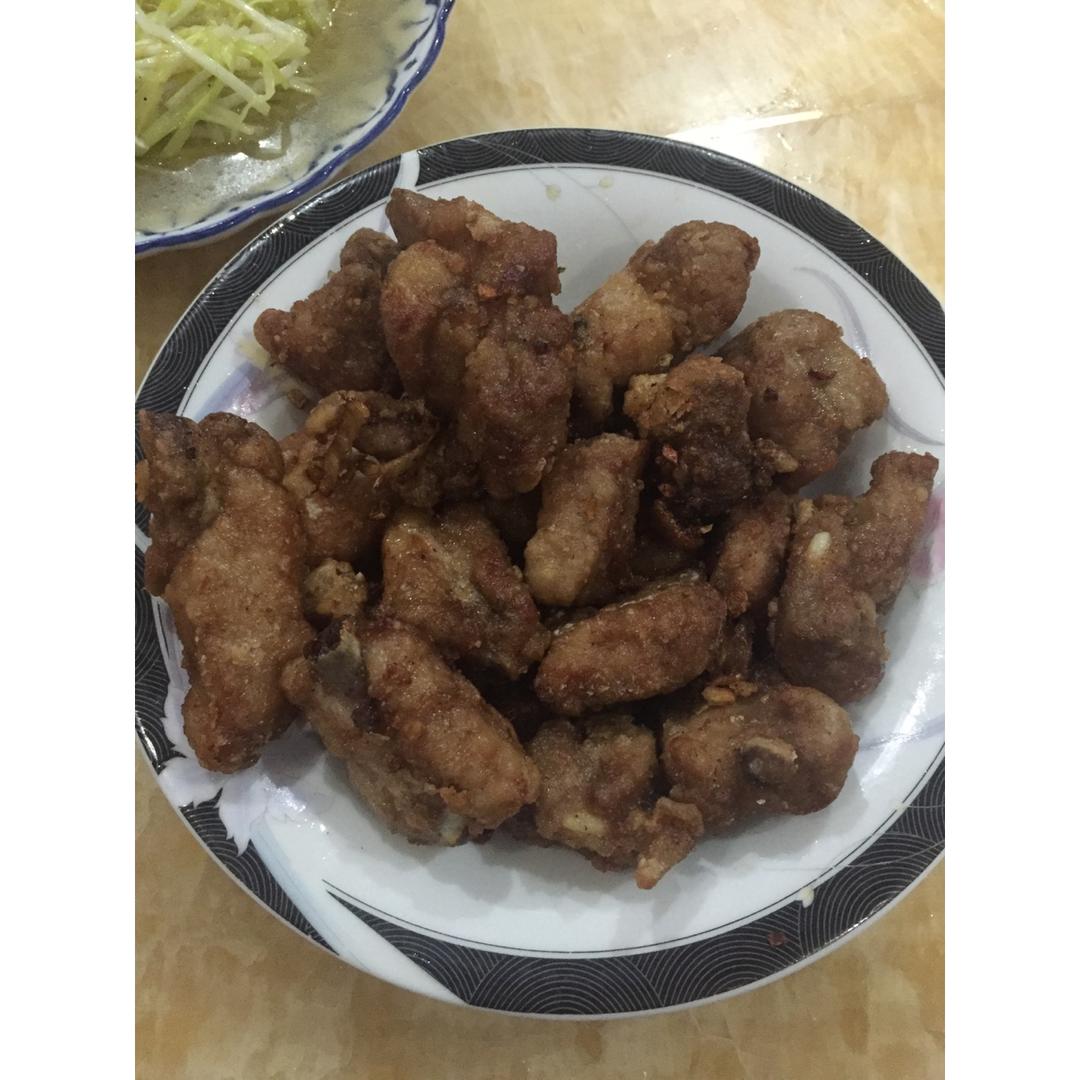 椒盐蒜香骨
