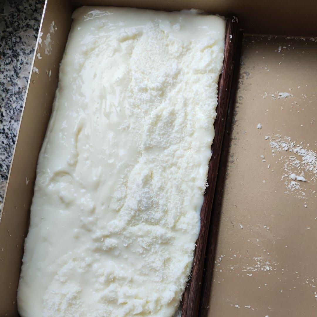 完胜85度C牛奶椰丝小方