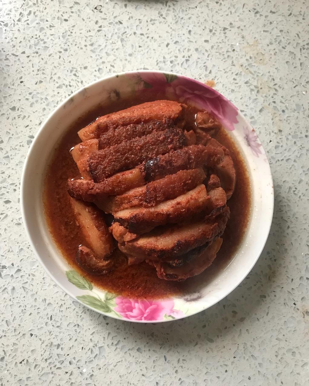 兜姥姥芋头（土豆）扣肉