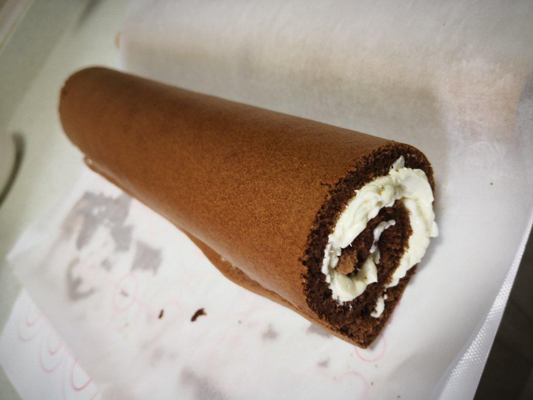超浓郁卷不裂的巧克力蛋糕卷