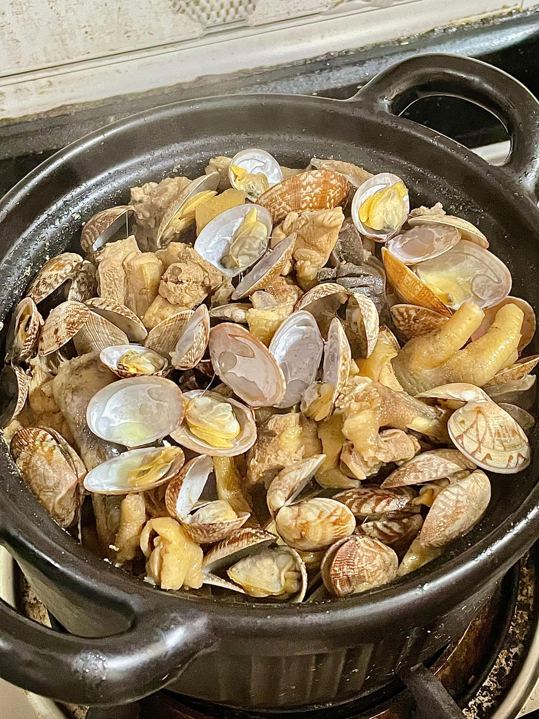 花甲鸡项姜煲｜客家人年夜饭桌上的硬菜的做法