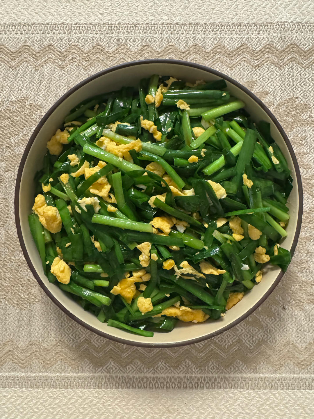 韭菜炒鸡蛋——三分钟快手下饭菜 掌握火候的秘诀