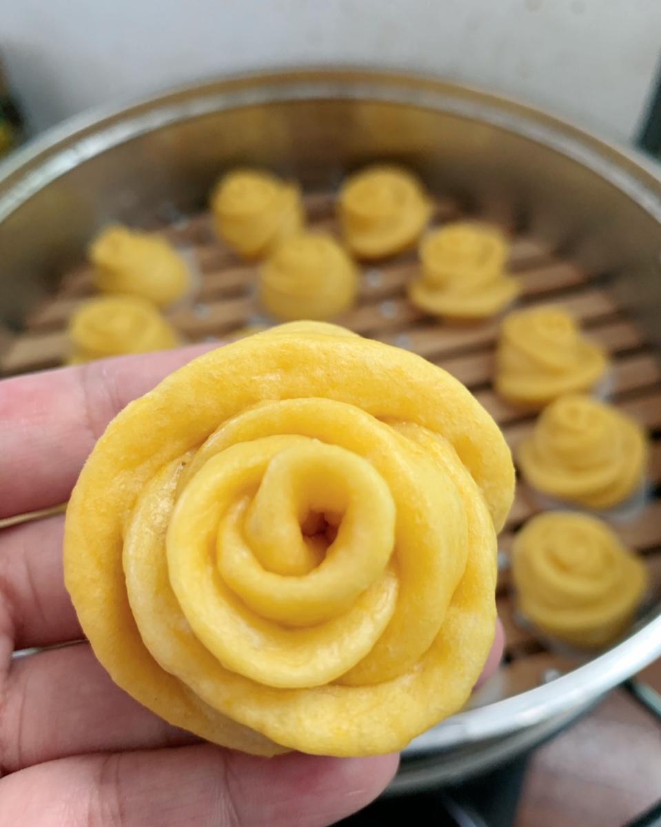 南瓜玫瑰花馒头