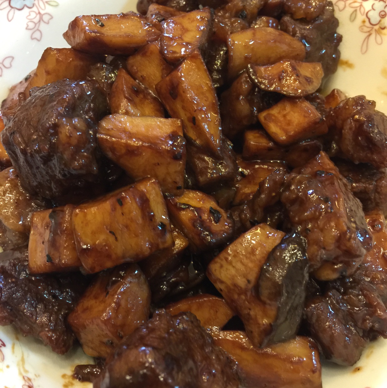 黑椒杏鲍菇牛肉粒