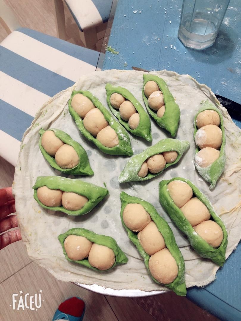 卡通造型可爱豌豆荚馒头