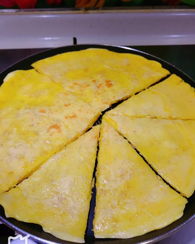 莹莹伊笑╰☆做的燕麦鸡蛋饼~快手早餐