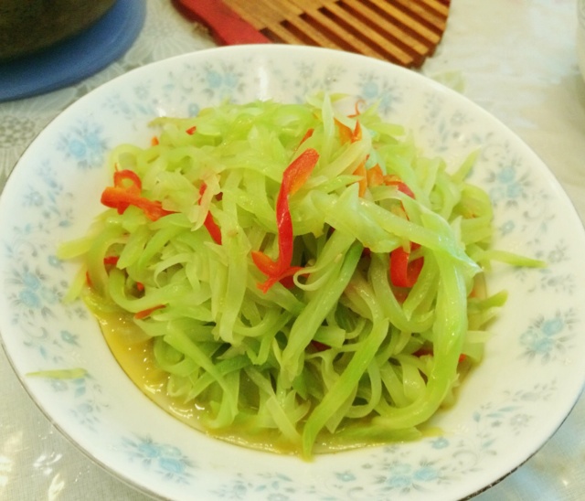 清炒莴笋丝