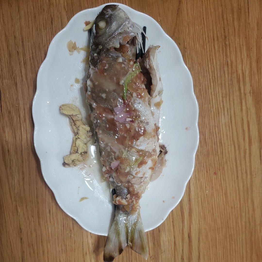 创意菜：鲜椒紫苏斑猪鱼|年夜饭|宴客硬菜