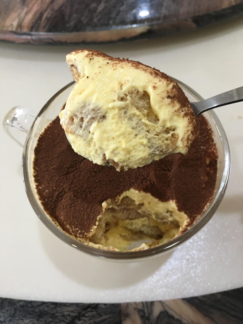 在欧洲学会的经典版提拉米苏