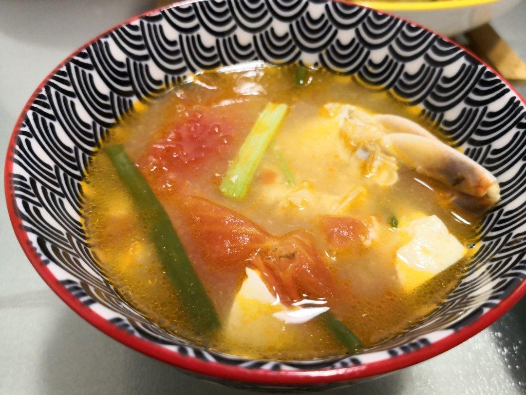 蕃茄梭子蟹豆腐煲