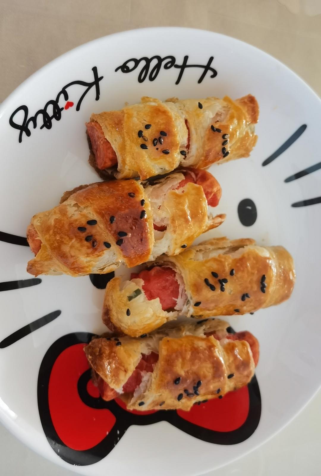 手抓饼版千层香肠卷