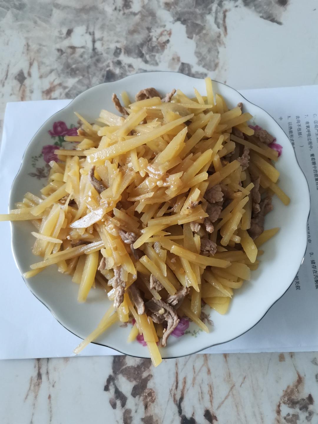 土豆丝炒肉