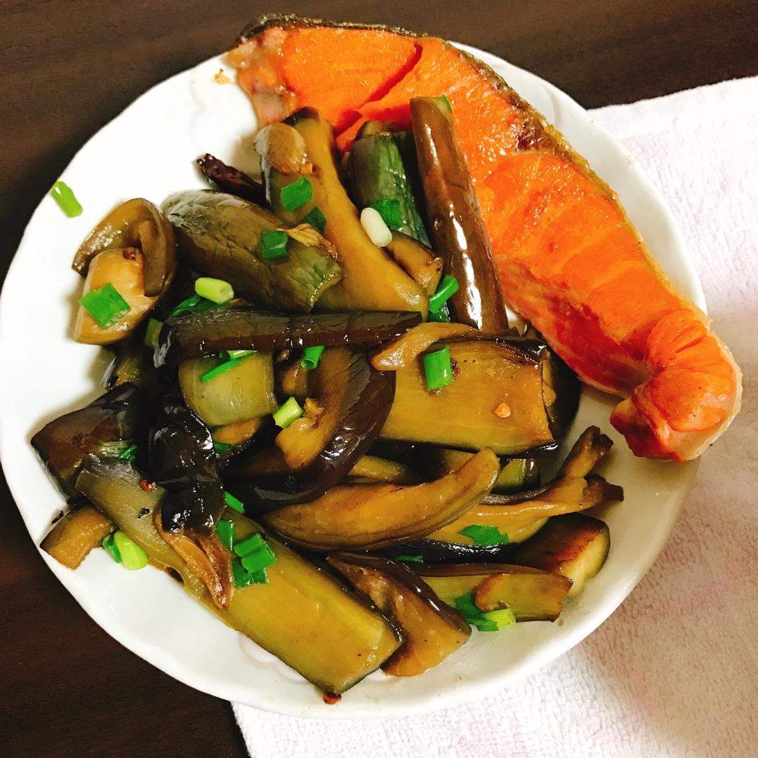 清炒茄子（少油版+视频）