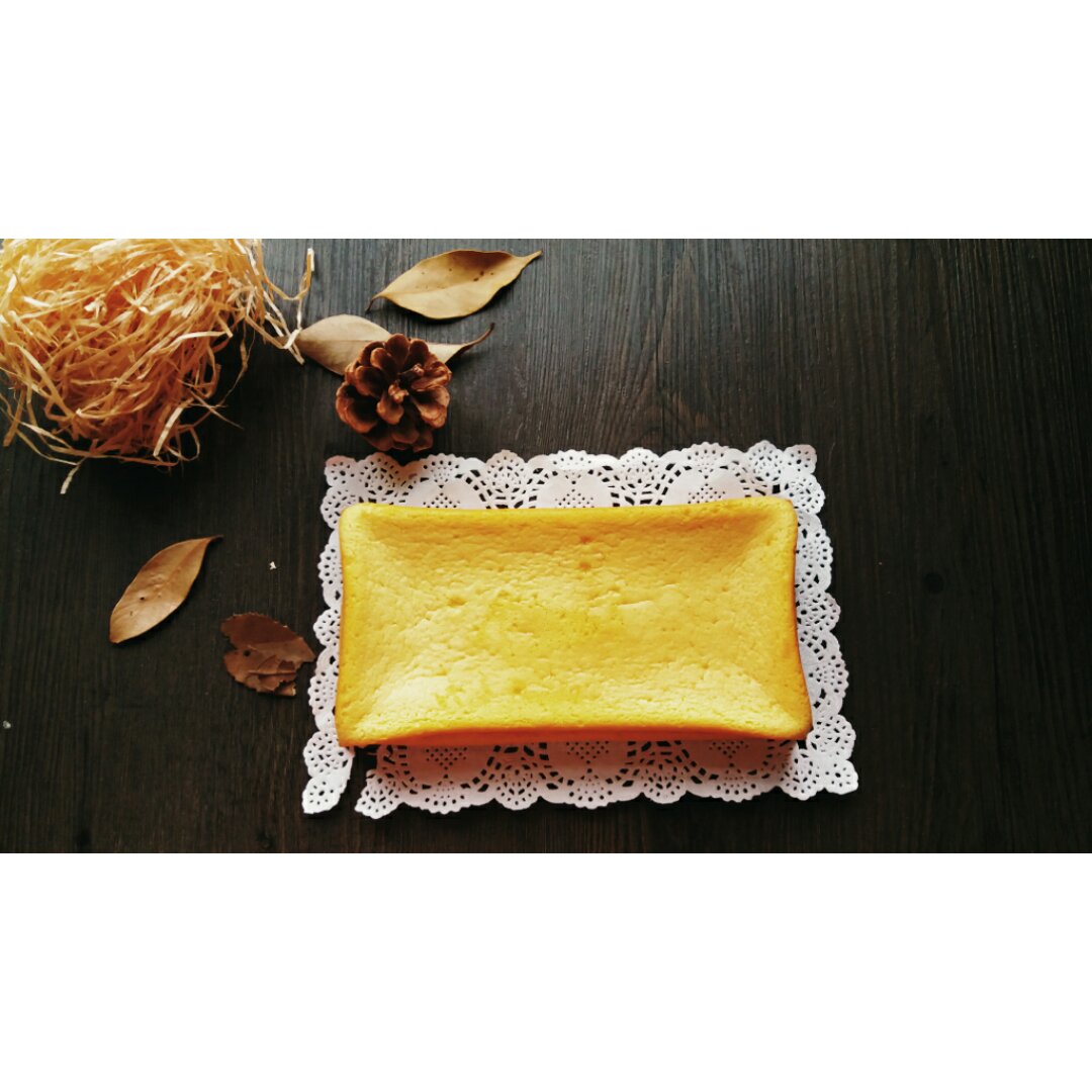 消耗淡奶油之作——淡奶油小蛋糕