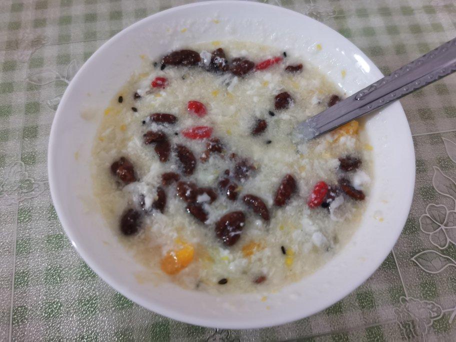 牛奶鸡蛋醪糟 冬日里最爱的甜品汤