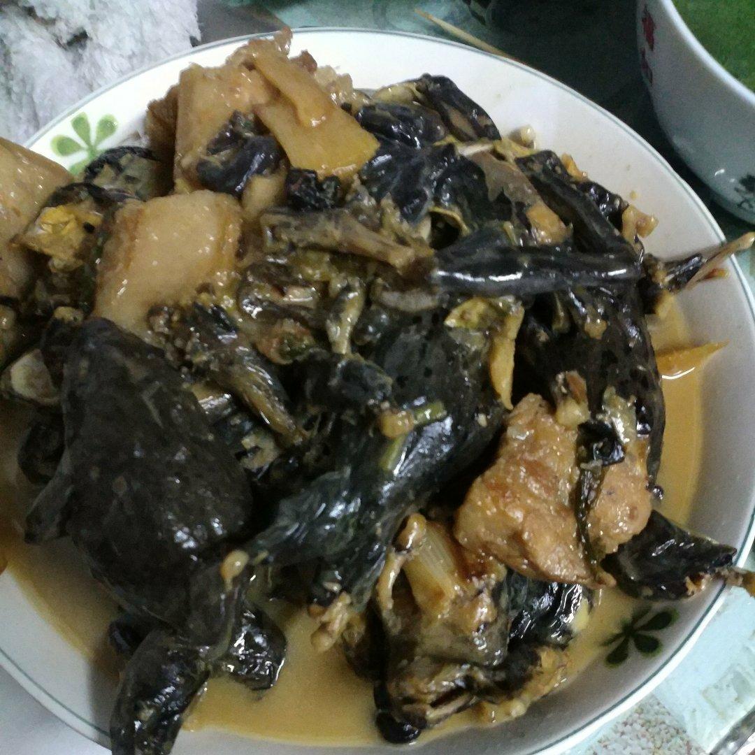 炖蛤蟆（林蛙）