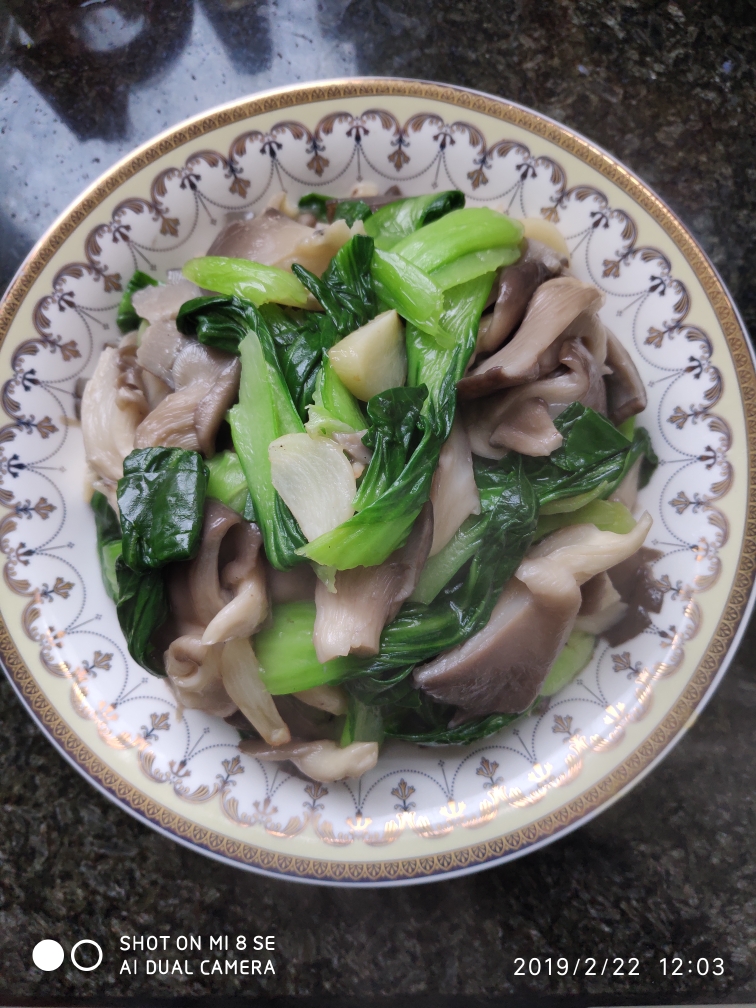 素炒平菇青菜的做法