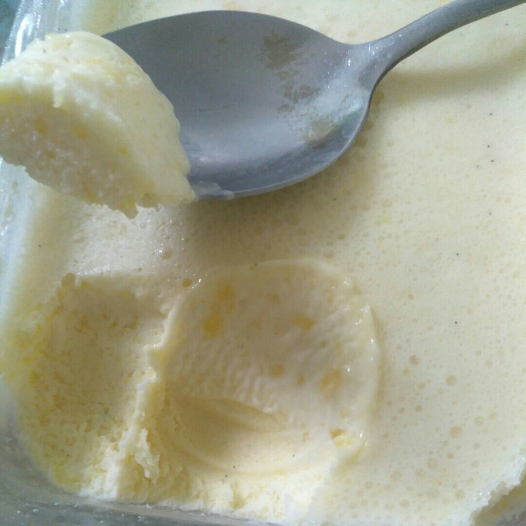 香草冰淇淋  自用配方的做法