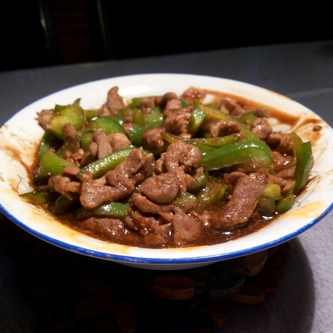 来自中华一番的黑暗料理 柿子青椒肉丝的做法步骤图 後智者jensen也 下厨房 来自中华一番的黑暗料理 柿子青椒肉丝的做法步骤图 後智者jensen也 下厨房