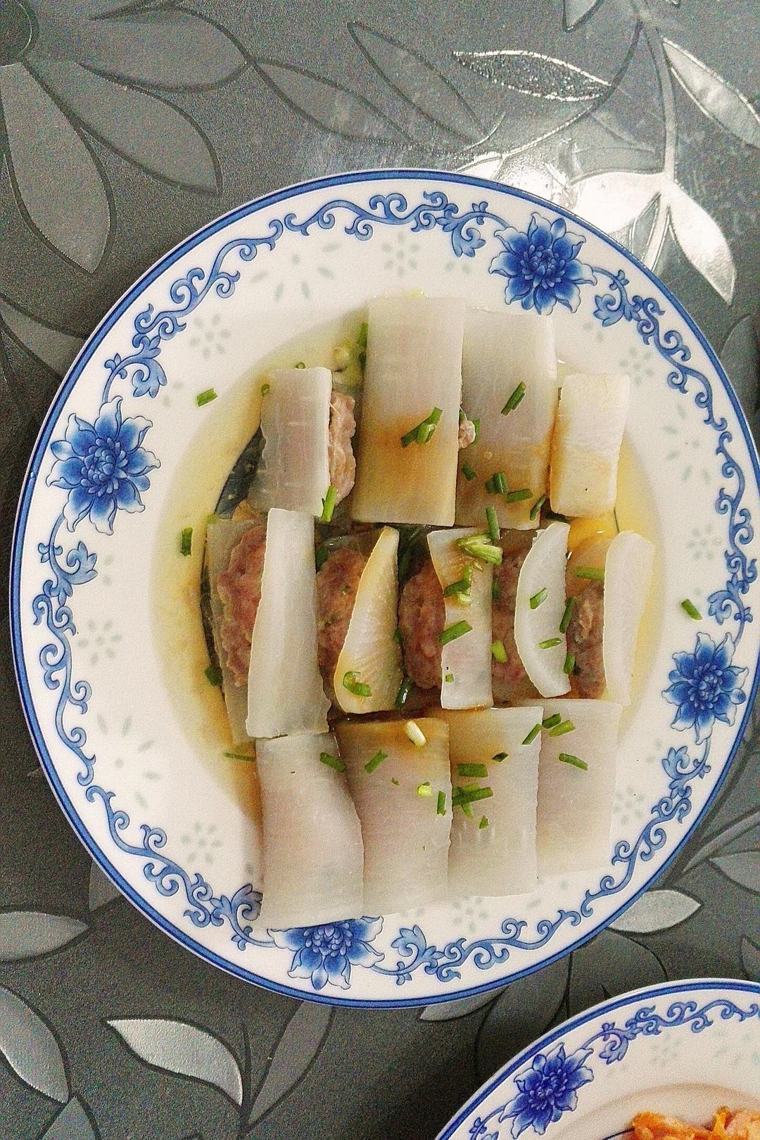 清蒸水晶萝卜卷