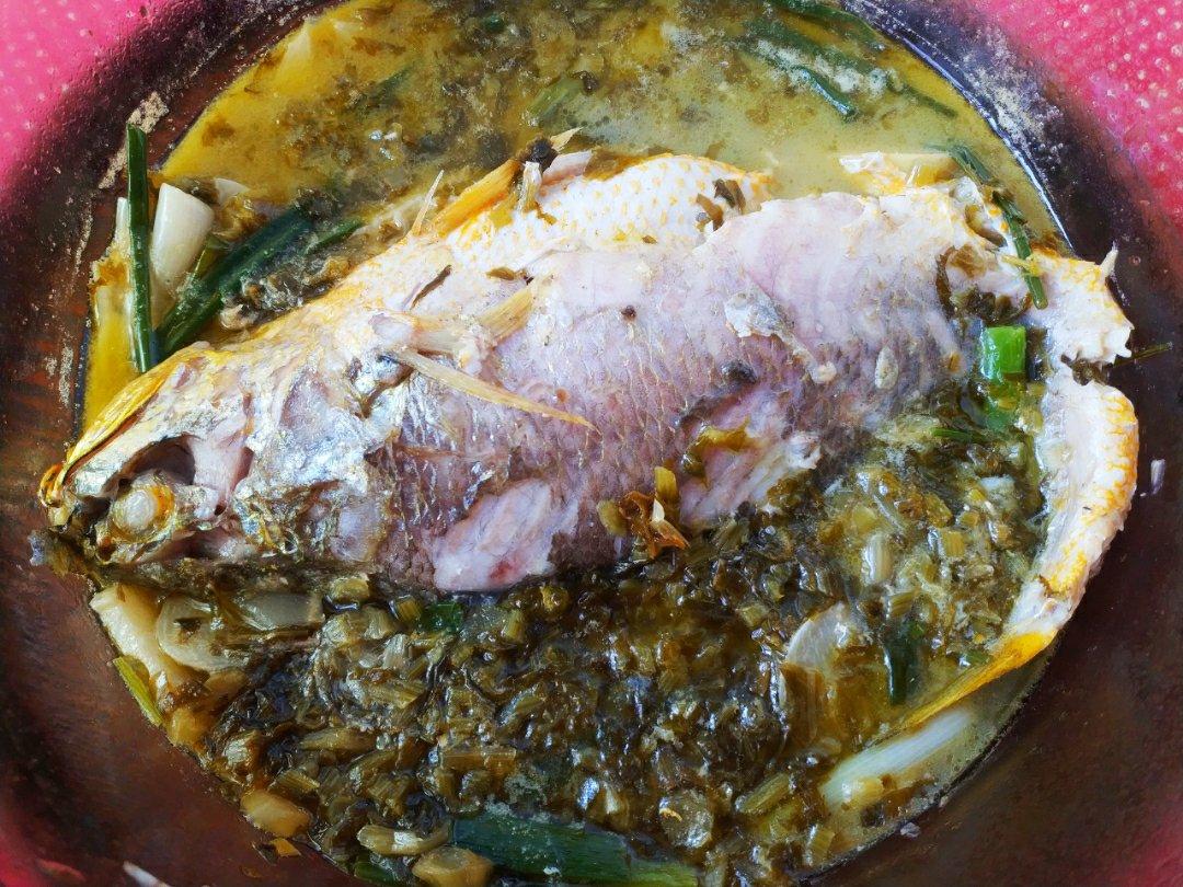 【0081】雪里蕻烧黄鱼 <302小厨房>