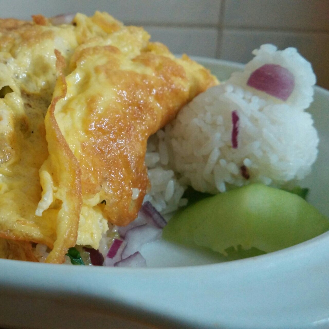 午睡的熊宝宝蛋包饭