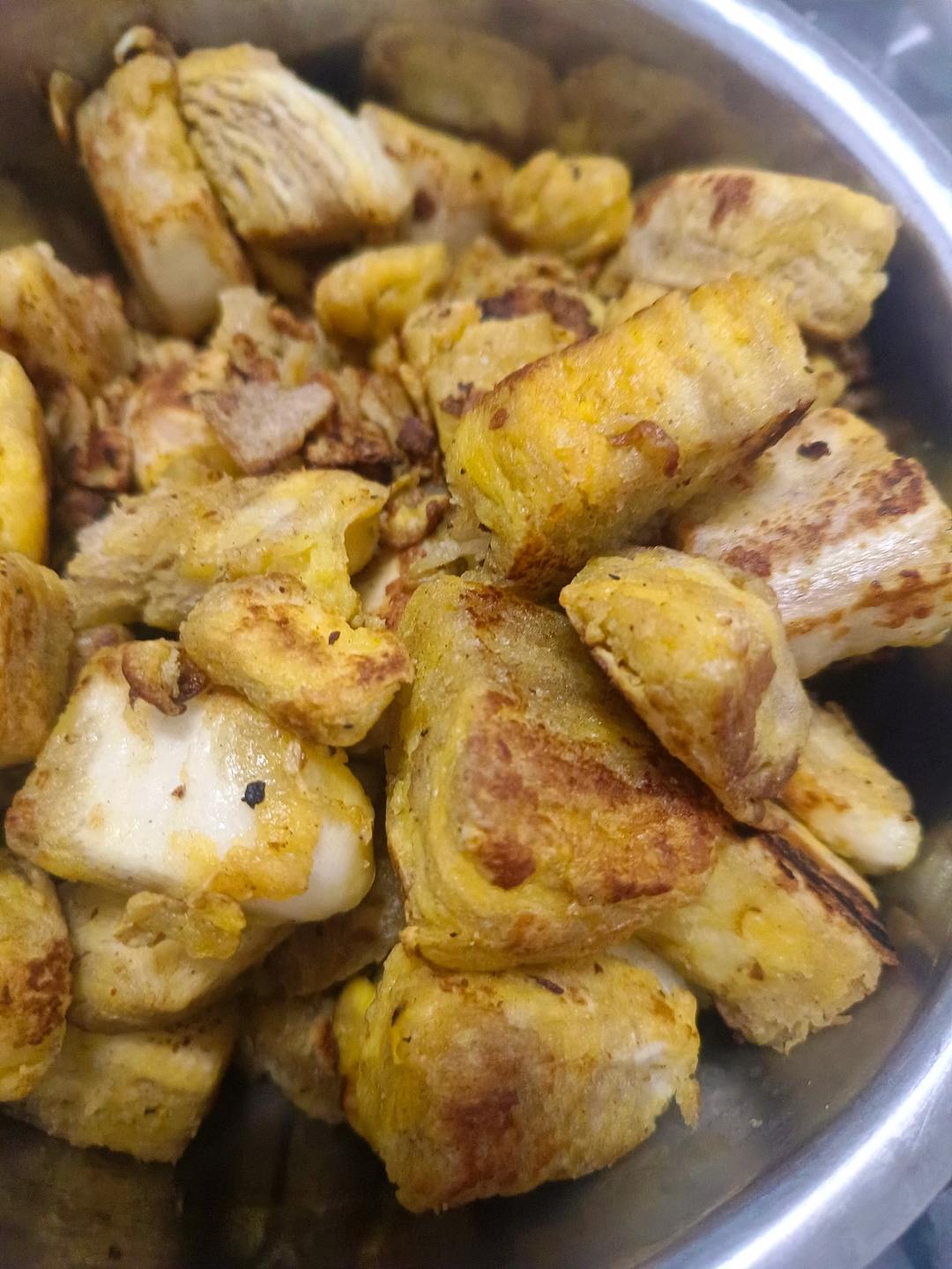 快手好吃的炒馒头丁