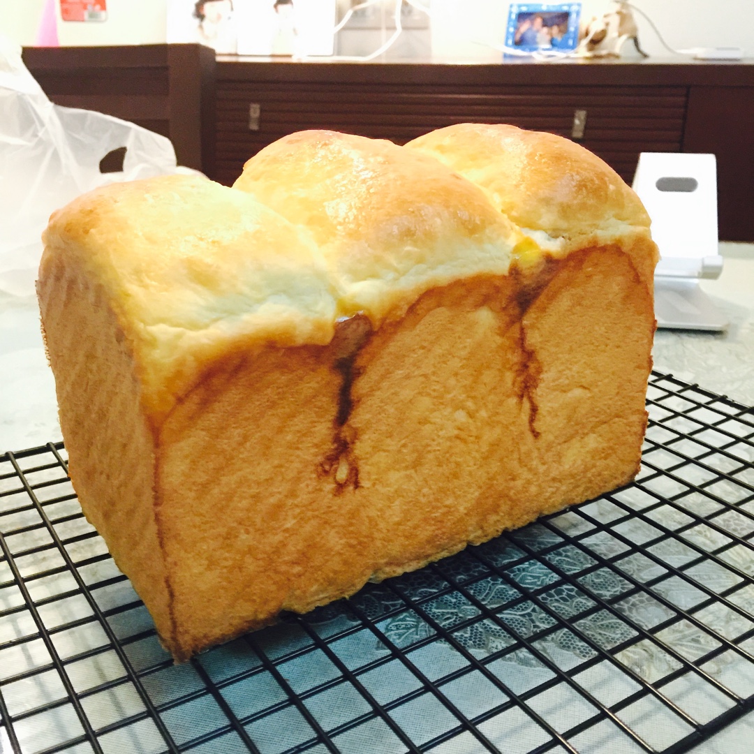 基础面包制作 Basic Bread (Loaf&Roll)