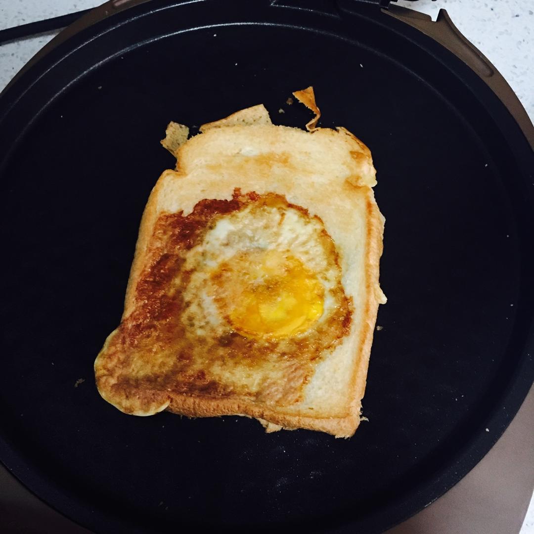 电饼铛版吐司煎蛋
