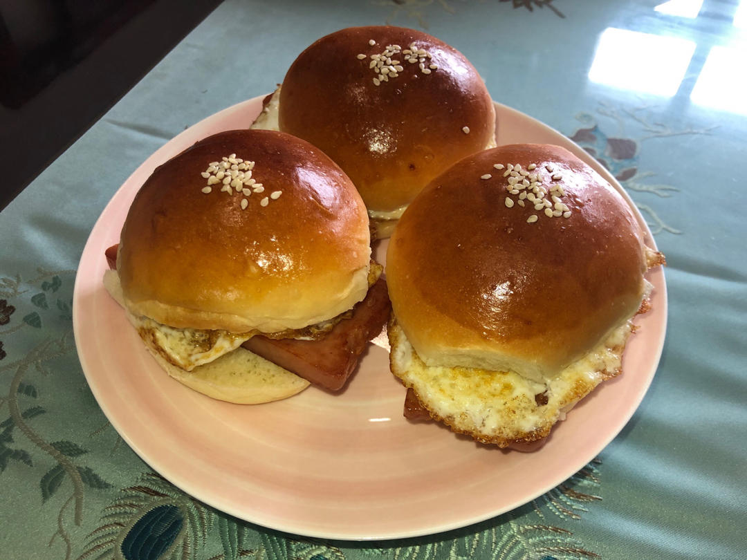 一次性发酵的超级柔软小餐包