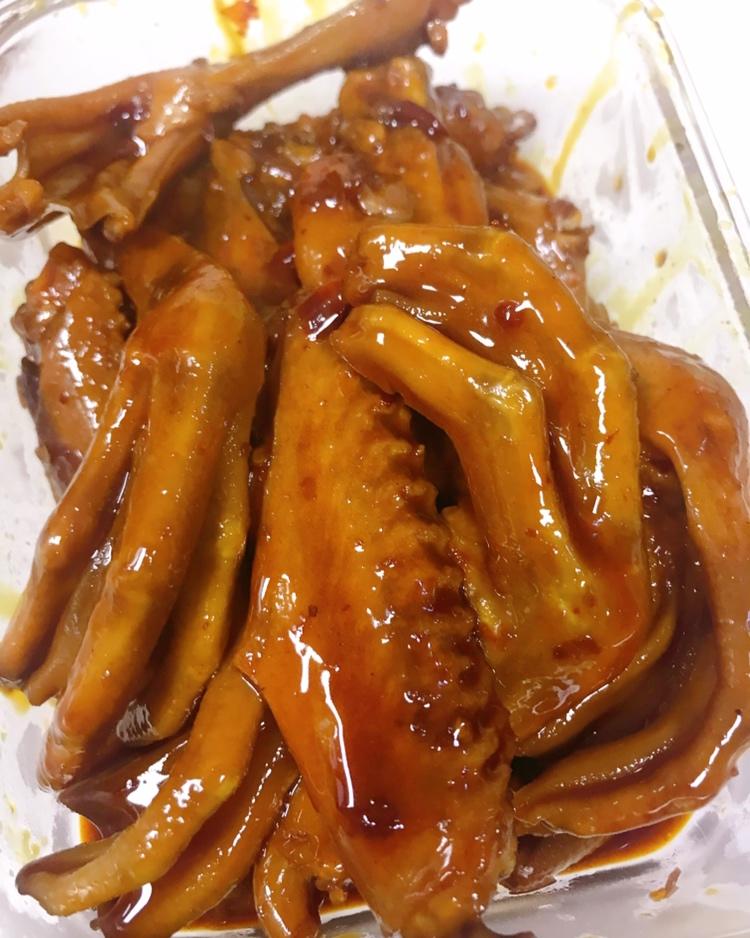 4817_wy29做的香辣鸭翅,鸭掌&鲍汁焖凤爪