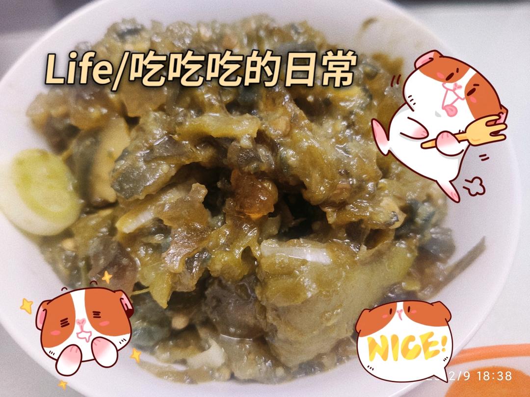 超级难看，变态好吃的擂擂辣椒皮蛋