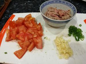 番茄牛肉饭的做法 步骤1