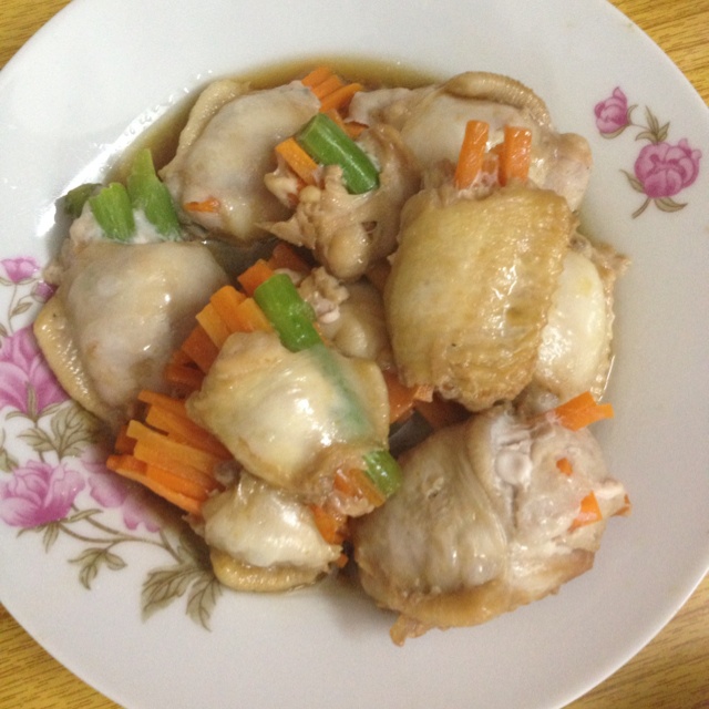 蜜汁蔬菜脱骨鸡翅