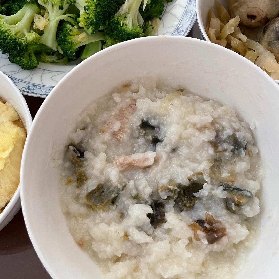 十五分钟快手之香滑皮蛋瘦肉粥(附五分钟电饭煲电压力锅更快捷方法)