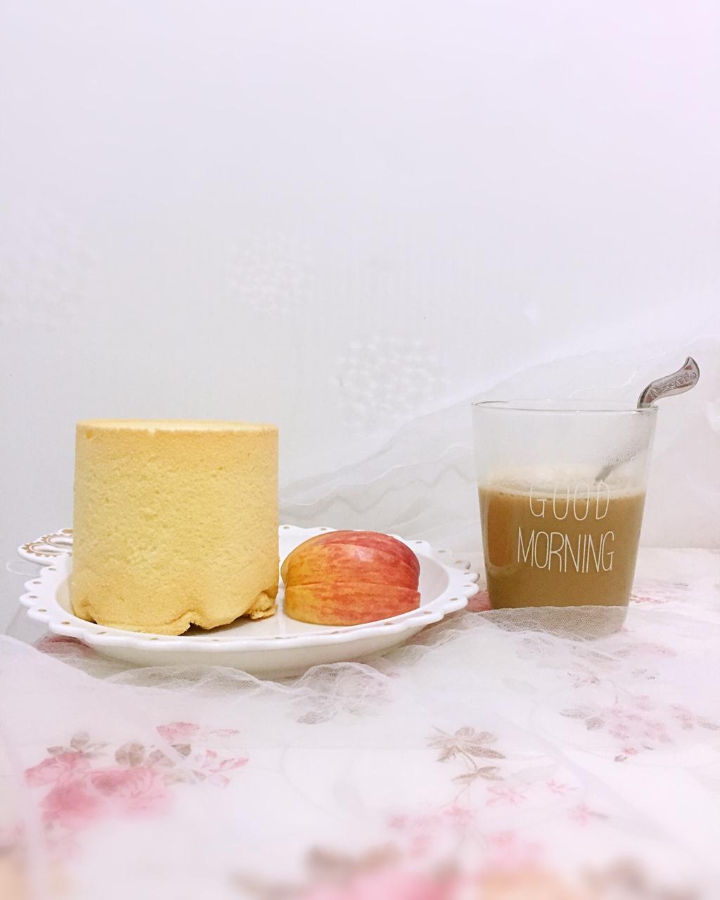 四寸抹面戚风蛋糕胚