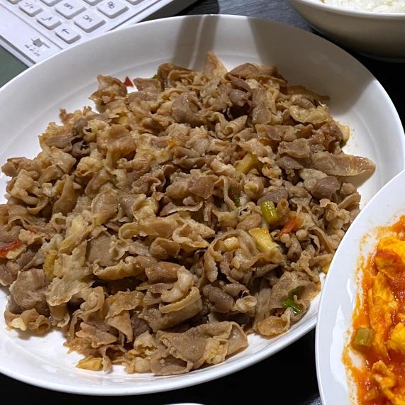 简易炒羊肉卷