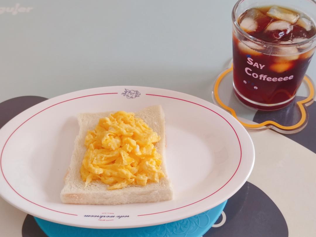 如何做超厚的沼三明治~详细tip！牛油果鸡蛋午餐肉三明治~