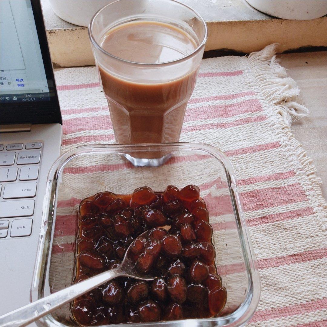阿氏奶茶铺子：珍珠+野米+仙草+奶盖【曼食慢语】