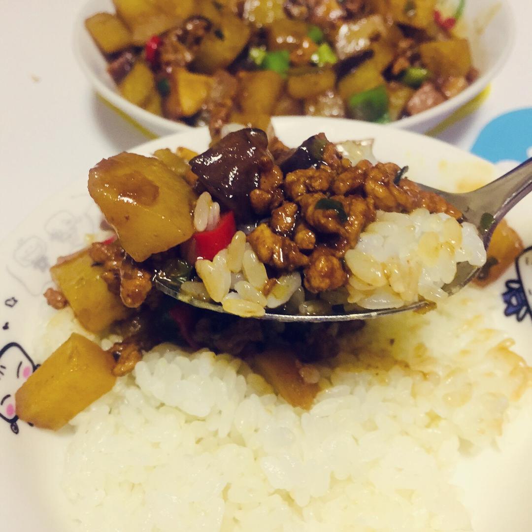 ㊙️香菇土豆肉沫拌饭❗️比外卖还好吃