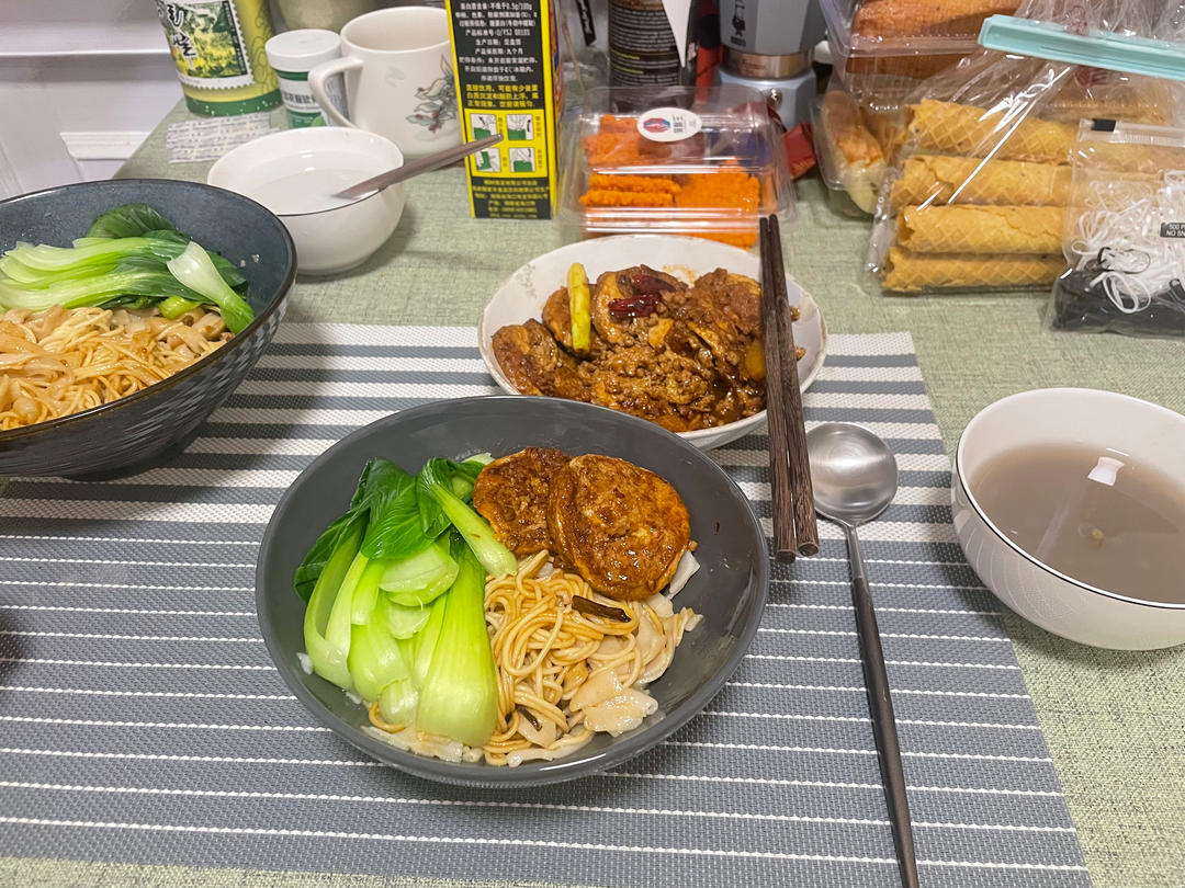 能下八碗饭的红烧素鸡