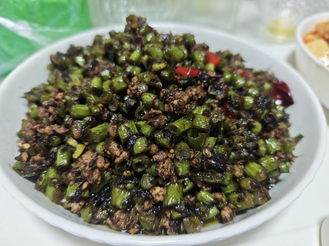 橄榄菜四季豆